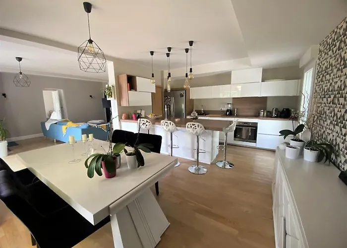Paisible Avec Piscine Privative